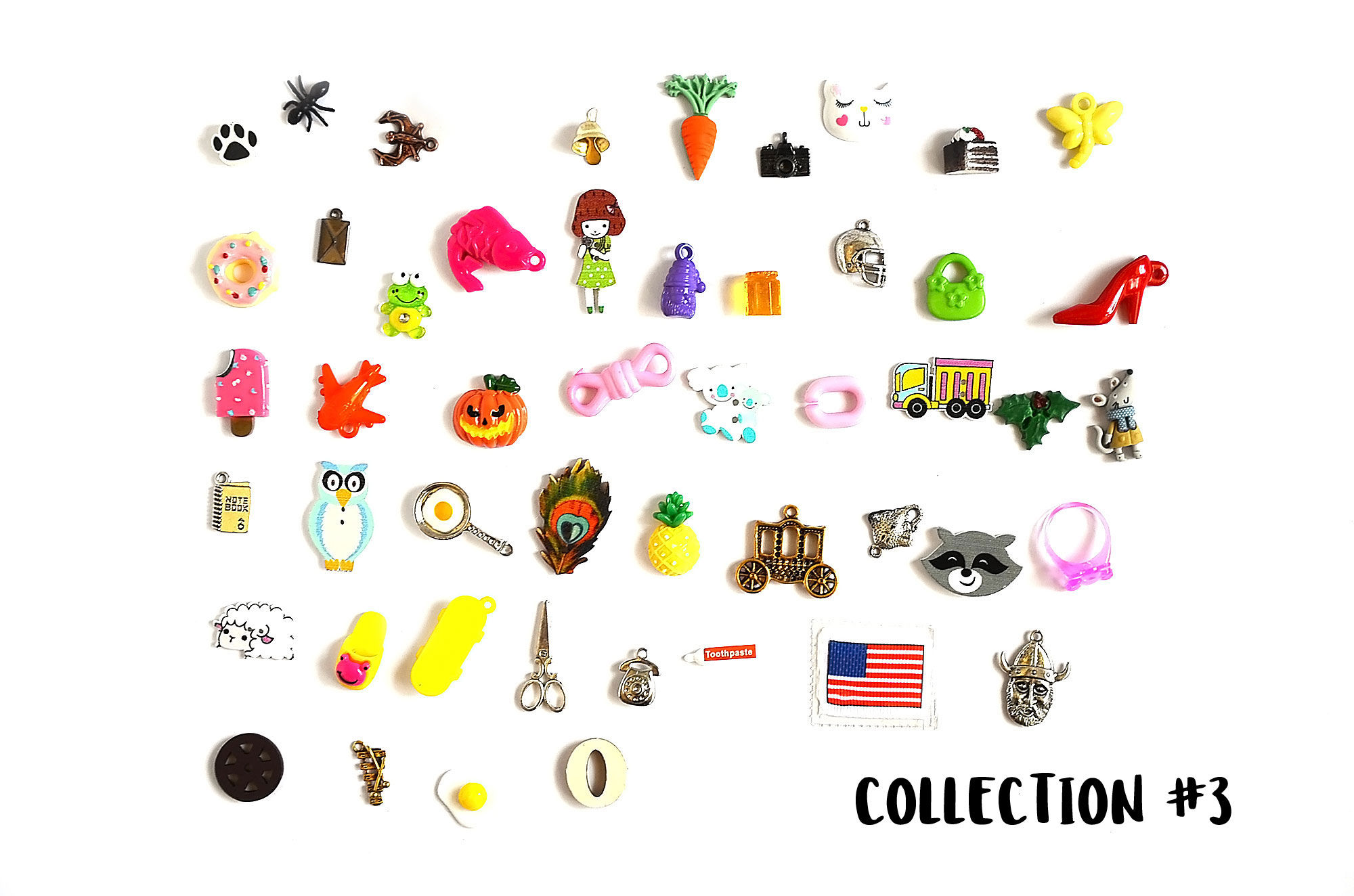 I spy trinkets Collection #3, 1-4cm, Set of 50 trinkets