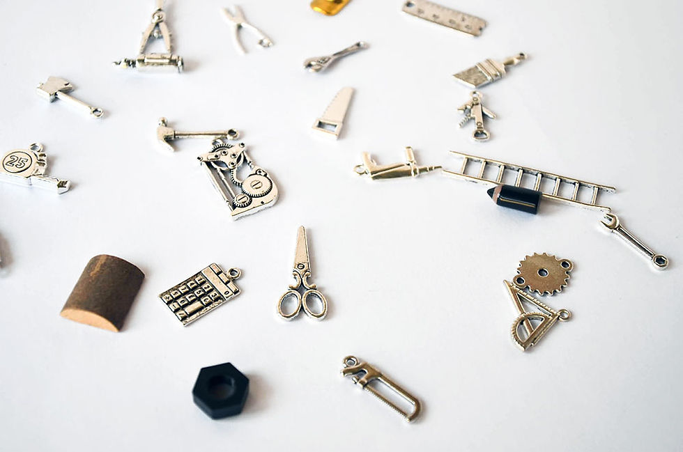 Thumbnail: Tools theme I Spy trinkets, 1-3cm, Set of 25