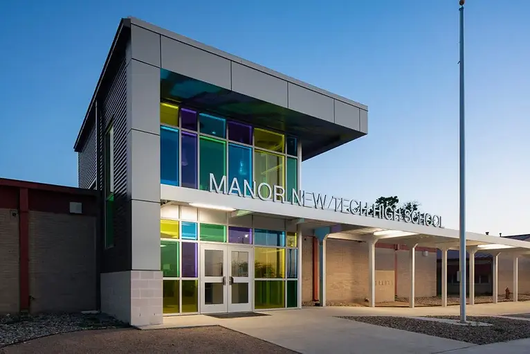 manor-new-tech-high-school-structural-engineering-dunaway-6-1024x683.jpg.webp