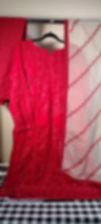 Thumbnail: Captivating Red Traditional Ensemble