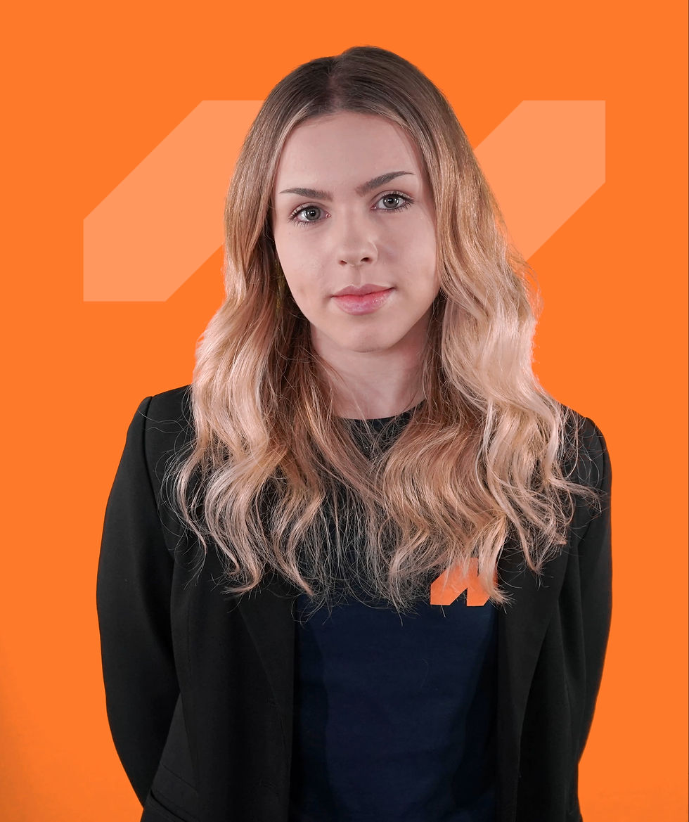 leonieorangeneu.png