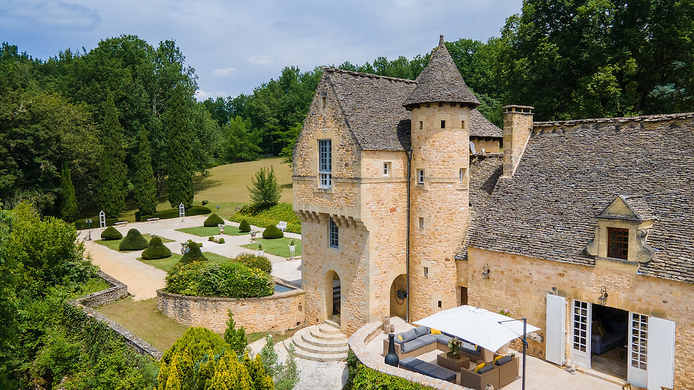 Château La Carrière Contact