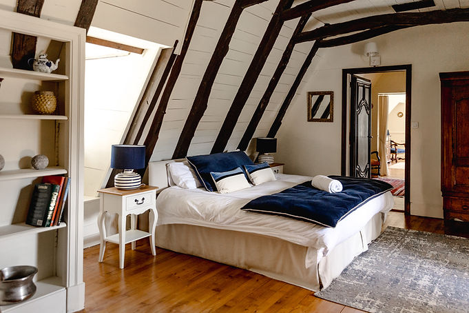 chateau-la-carriere-accomodations