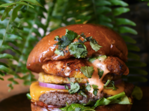 🌴 July in Orlando: Tropical Vibes, Cafecito Nights & Football Fever at Purple Ocean