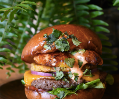 🌴 July in Orlando: Tropical Vibes, Cafecito Nights & Football Fever at Purple Ocean