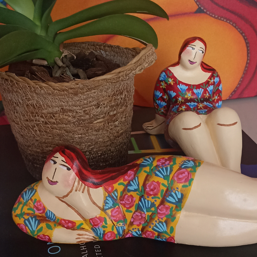 Escultura Mariazinha Lado