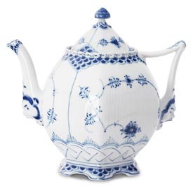 RC #1017228 Large Tea Pot 35 1/4 oz.