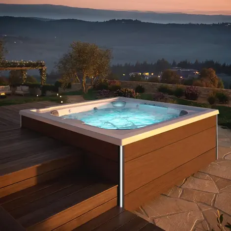 Spas in the afternoon looking out to the Mountains