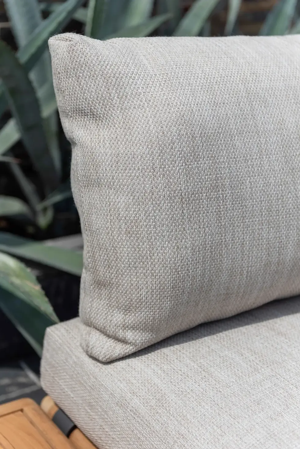 Thumbnail: Pearl Outdoor Sectional Sofa Set Cushion detail