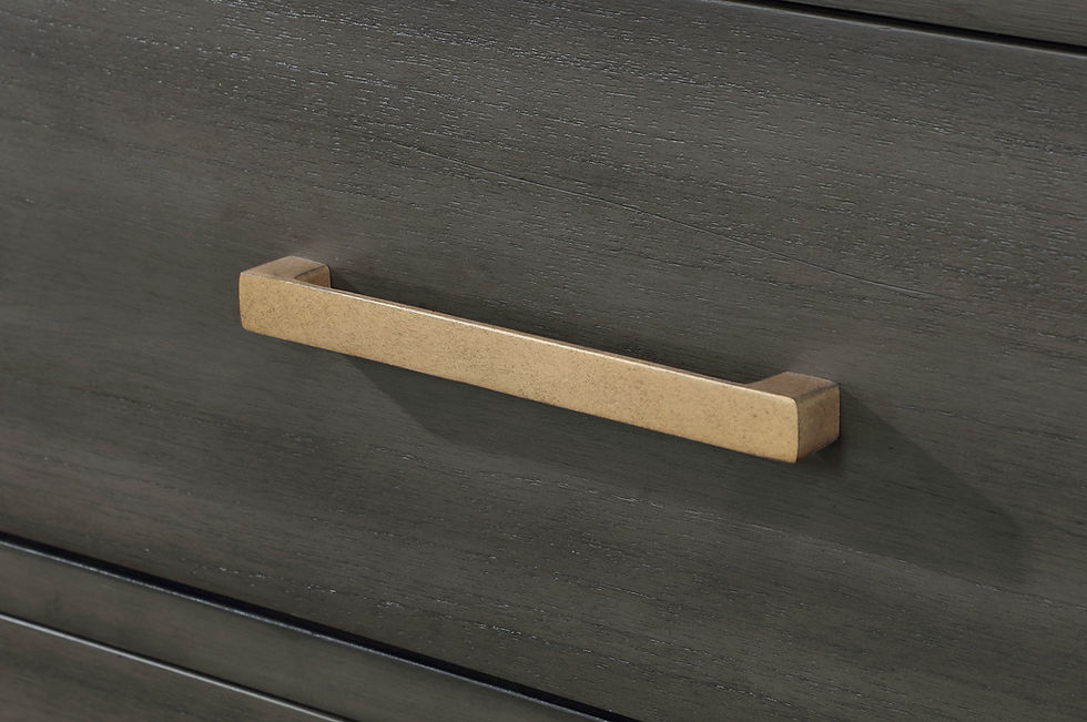 Miniatura: Kieran Tall Bedroom Chest Of Drawers in Grey Handle Detail