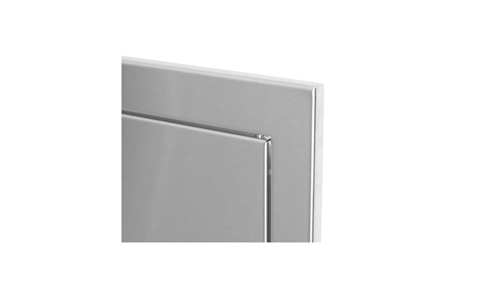 Thumbnail: Bull 30" Reversible Stainless-Steel 3 Drawer Door Combo with Reveal Corner detail