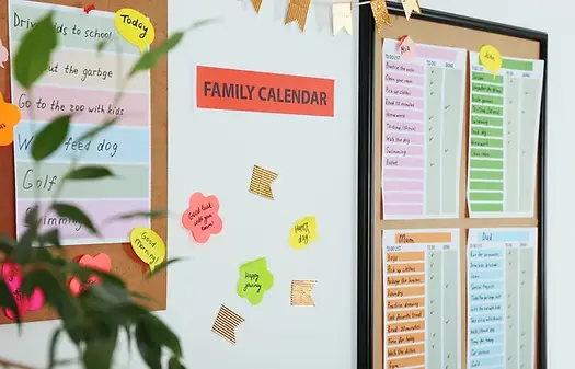 depositphotos_118302060-stock-photo-family-calendar-planner.jpg
