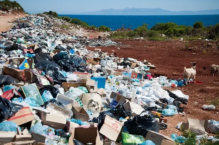 Plastic waste in landfills