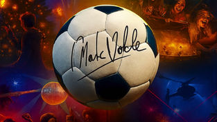 футбольный мяч с автографом от легенды «Вест Хэма» Марка Ноублома