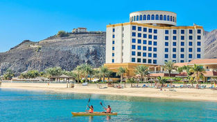 Oceanic Khorfakkan Resort каякинг пляж горы Хаджар ОАЭ
