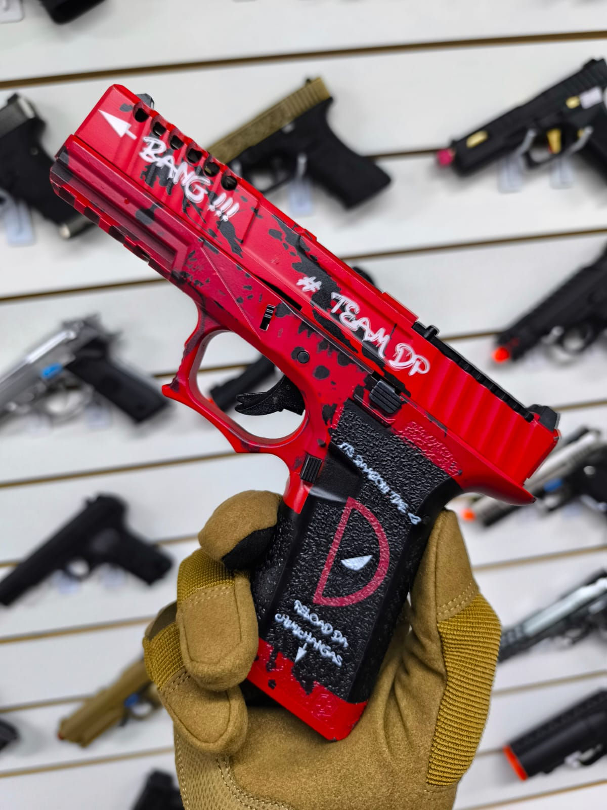 PISTOLA AW GBB GLOCK VX7 DEADPOOL