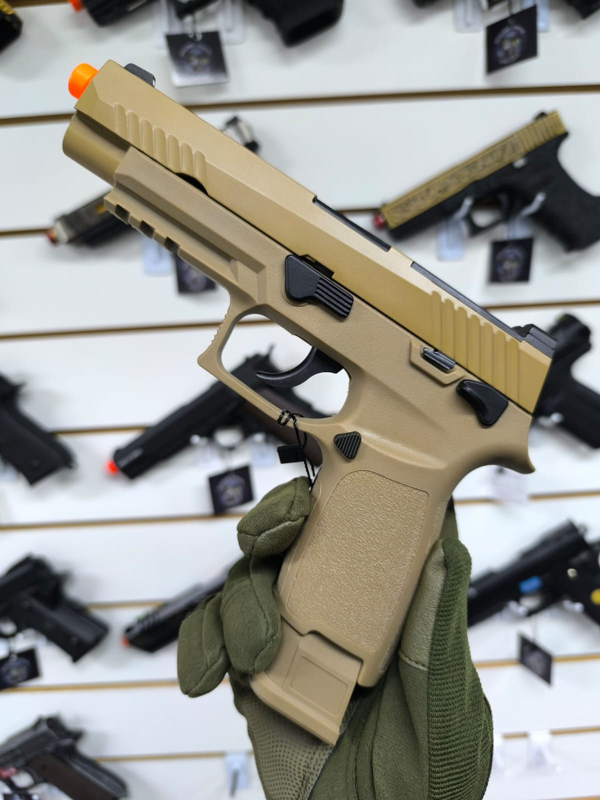 WE GBB F17 BLOWBACK AIRSOFT PISTOL TAN