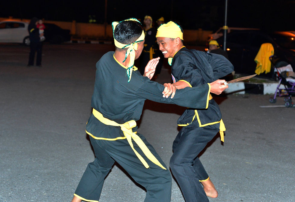 persembahan silat bunga