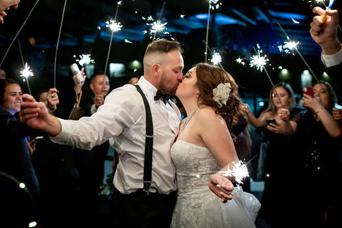 chispas, fireworks, slideshow, monogram, monogramas, nube, cloud, screens, pantallas, dj, djtony, tucson, tucsonaz, quinceañera, sweetsixteen, event, wedding, boda, evento, pmx, pmxeventgroup, fiesta, dance, party, baile, props, co2blast, cloud, nube, dancing