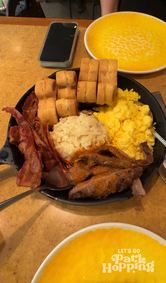 Breakfast main dishes at Garden Grill