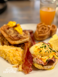 Sample of breakfast foods at 1900 Park Fare