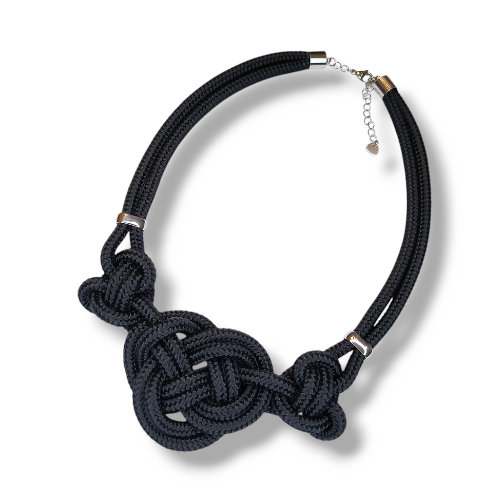 Thumbnail: Linna necklace - black