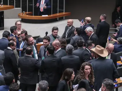 PL da Dosimetria beneficia criminosos comuns, dizem especialistas