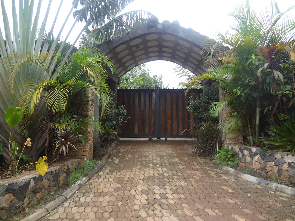HOUSE IN NAMANVE 64DECIMALS