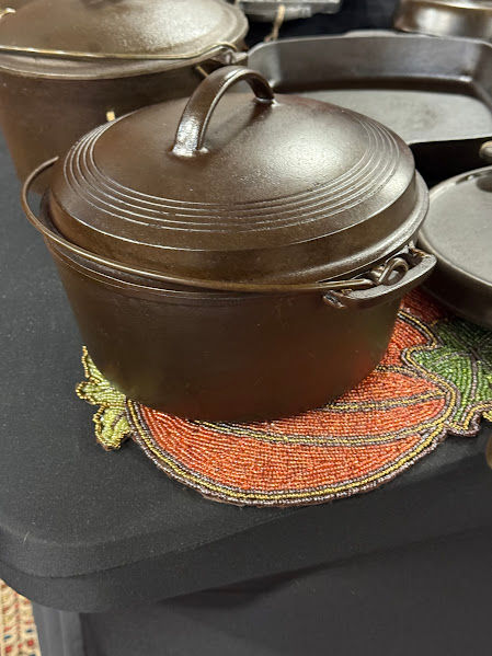 Antique Cast Iron Dutch Oven