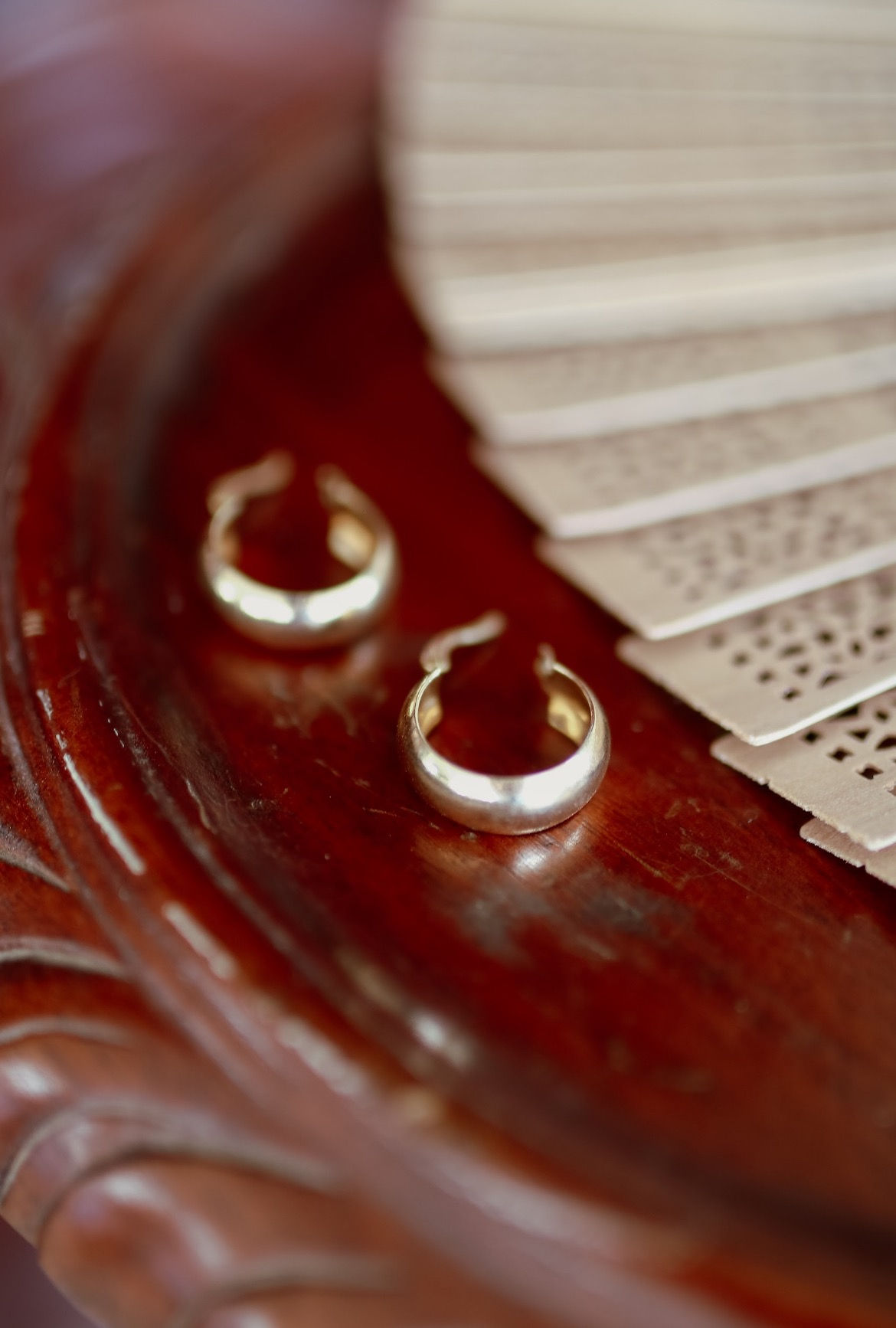 עגילי hoop גולדפילד