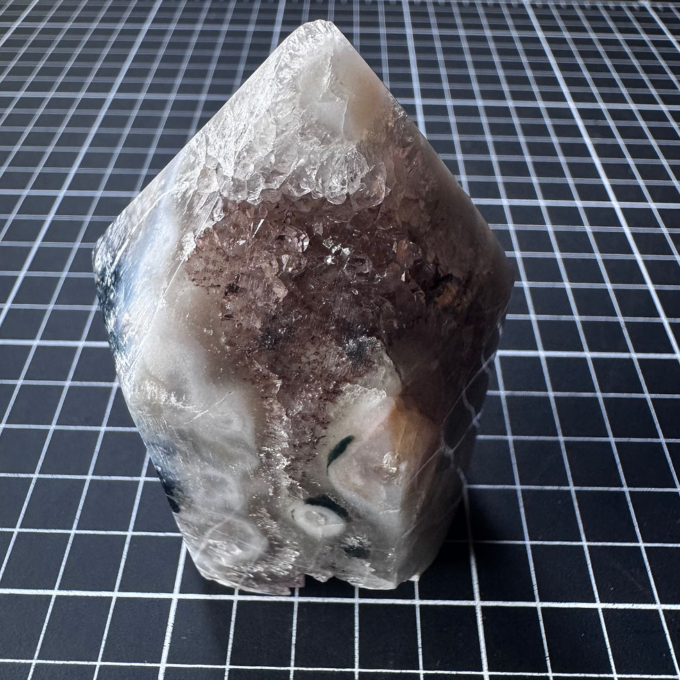 Miniatura: Ponta de Ametista  com Agatha 1