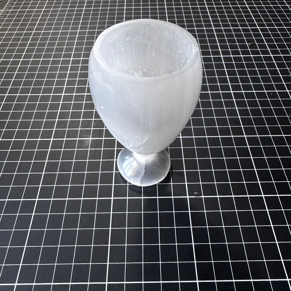 Miniatura: Taça de Selenita 1