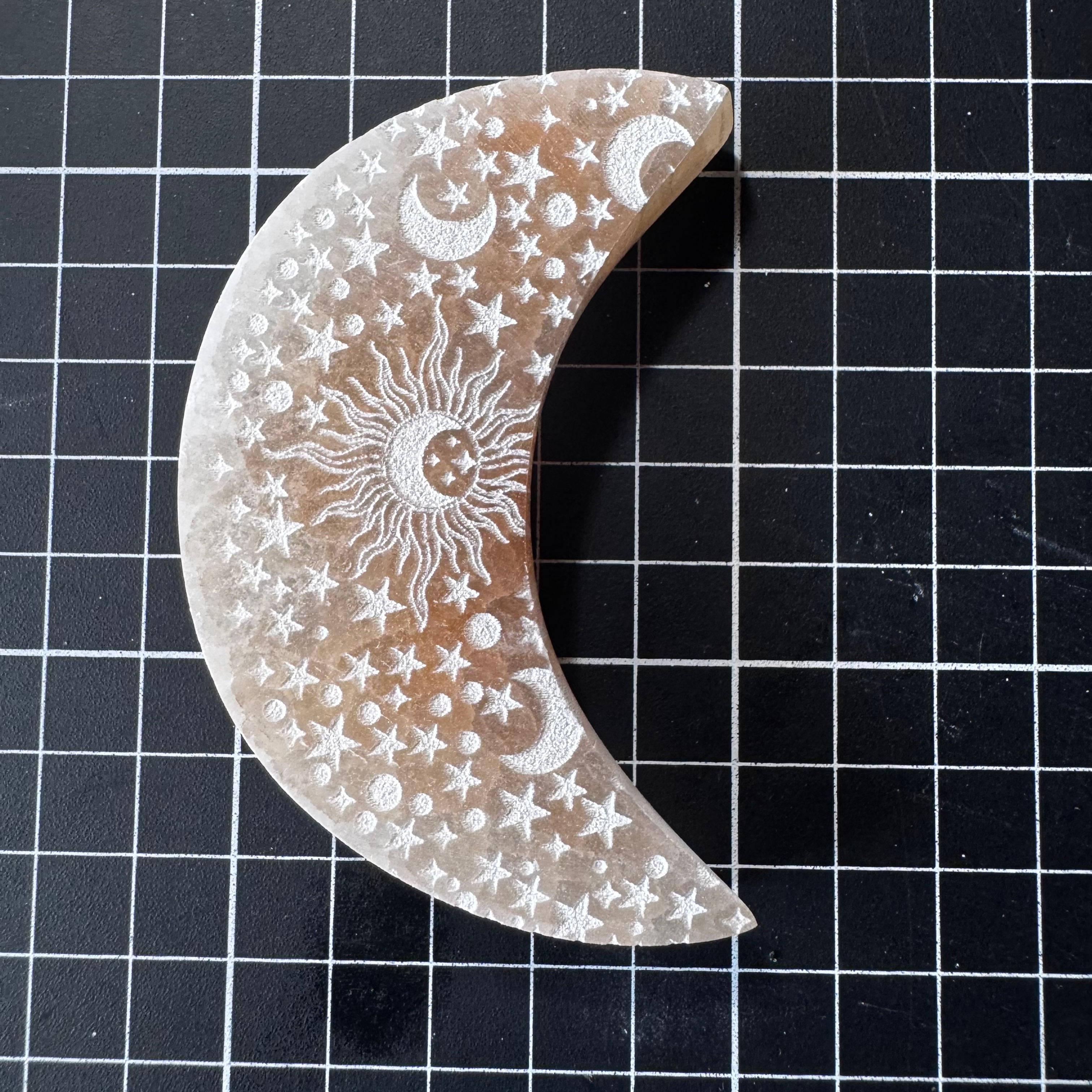 Lua de selenita laranja 1