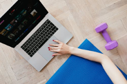 Using a laptop computer during exercise