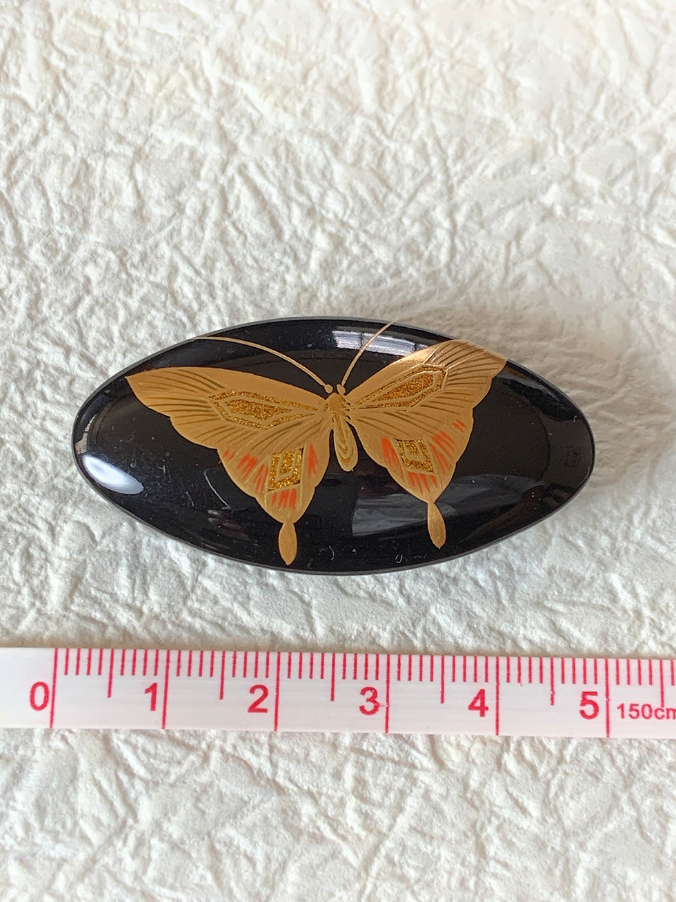 섬네일: 漆塗り帯留め　蝶柄