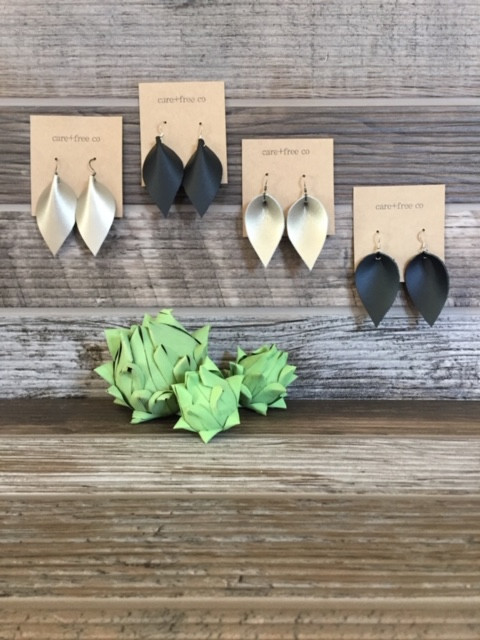 4 leather earrings
