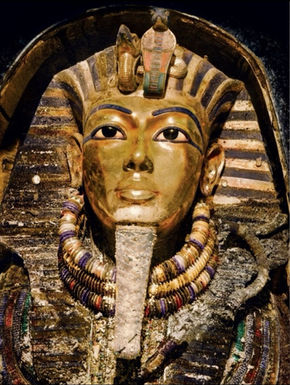 The Pharaoh & the Queen: Egyptology’s Iconic Faces
