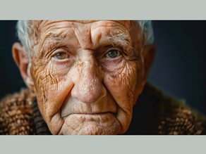 Klient*innen verstehen: Warum Biografiearbeit in der Pflege mehr ist als ein netter Zusatz