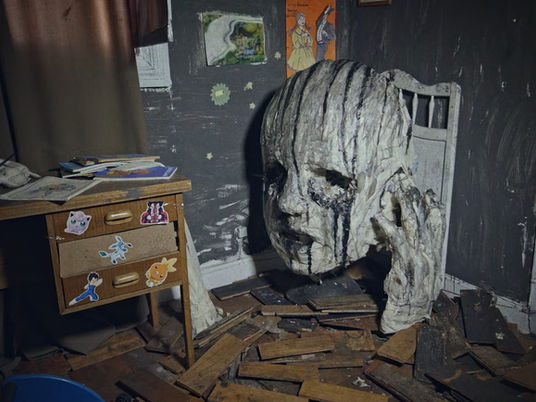"La casa lobo"