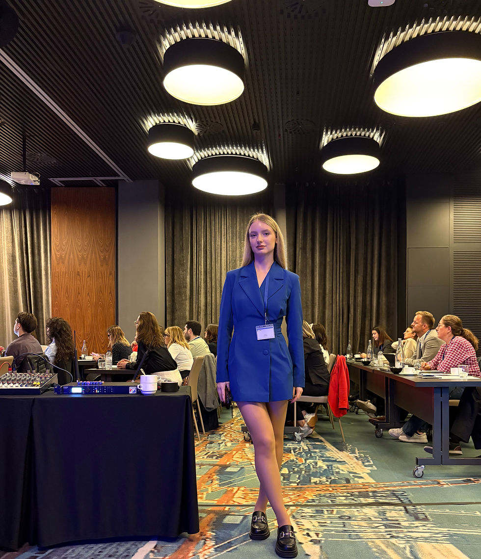 IMG_3852 2_edited.jpg