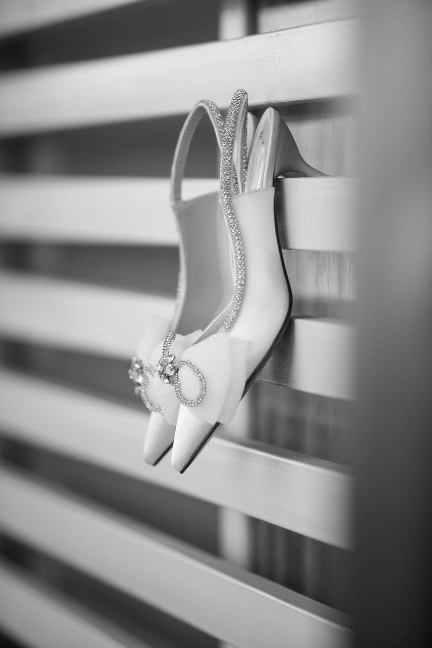 Thumbnail: Product: Celebrity Wedding Dress Preservation Kit add your shoes