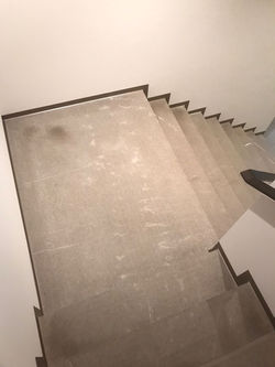 Alu mit Fuss RAL 7048 perlmausgrau