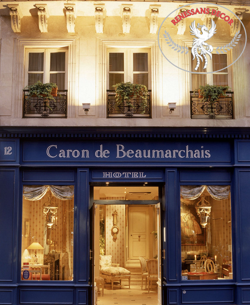 fachada+Caron+de+beaumarchais-com-boiserie-estilo-europeu