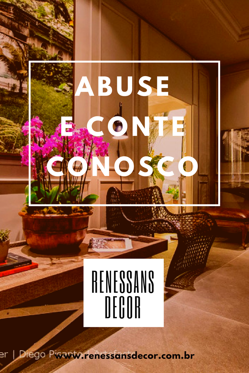 sala moderna com boiserie