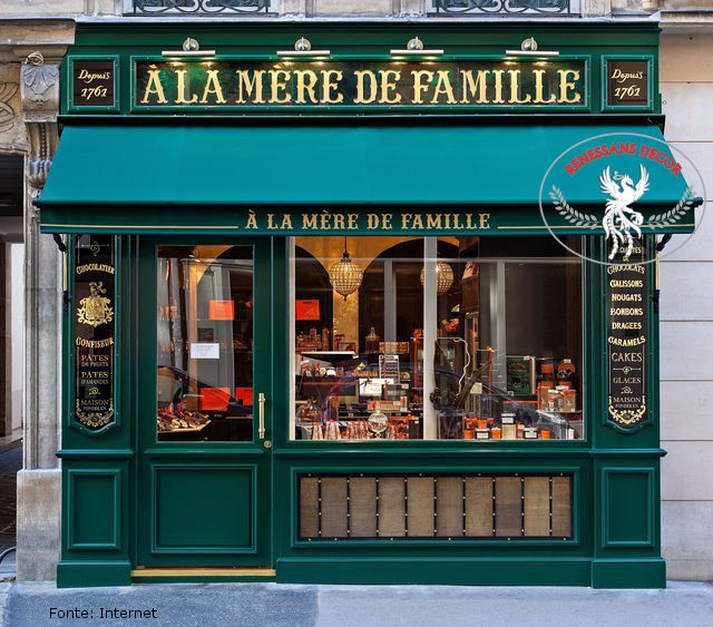 fachada-de-loja-de-paris-boiserie