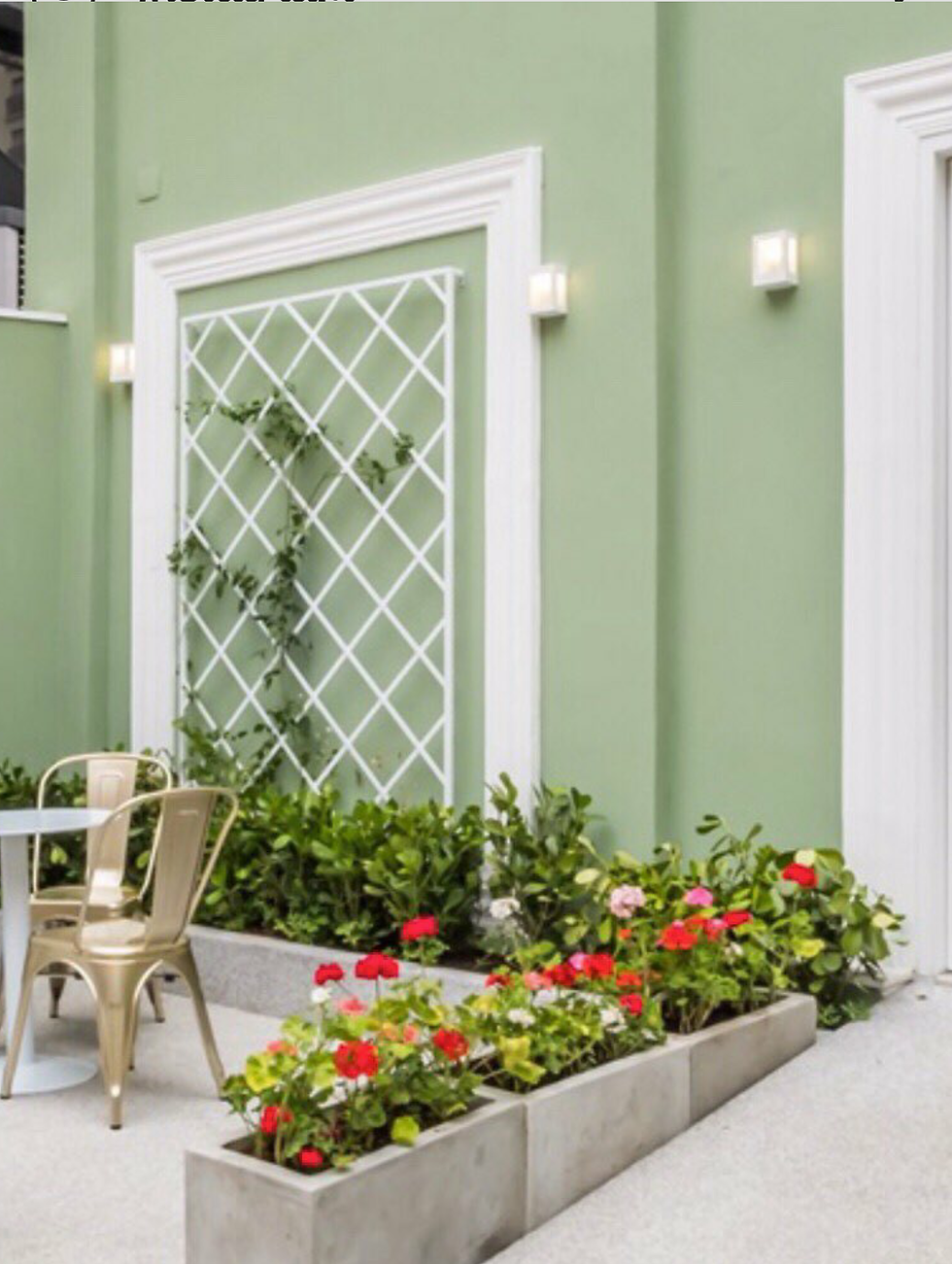 Fleur de Sucre Patisserie - MR18 Arquitetura - Moldura Renessans - Fachada Comercial Moldura em EPS