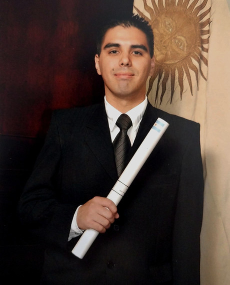 Juan Guzman titulo medicina 