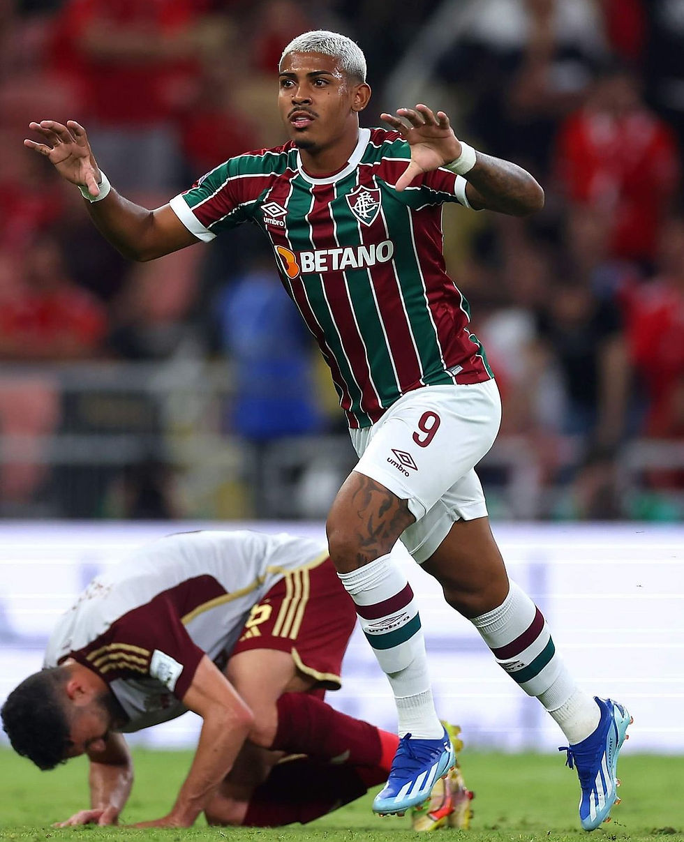 John Kennedy comemora o segundo gol do Fluminense contra o Al Ahly.