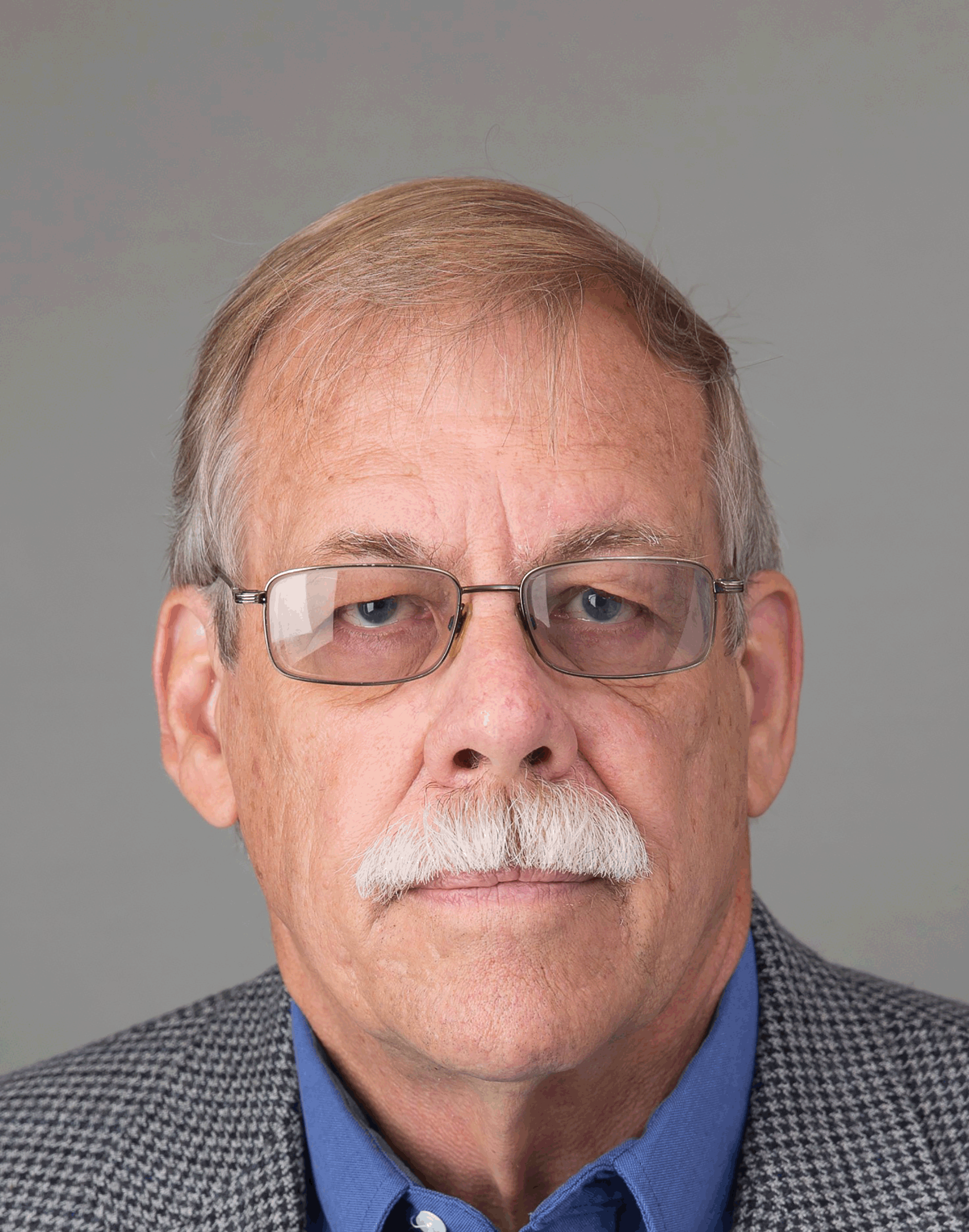 Hutt_Arthur_formal 2[4492].gif