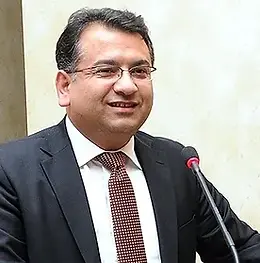 Professor Dr Ömer Gecici.webp